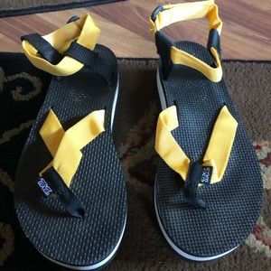 Teva wedge Sandler’s